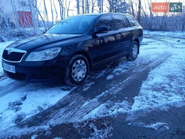 Черный Шкода Октавия, объемом двигателя 1.6 л и пробегом 315 тыс. км за 6800 $, фото 1 на Automoto.ua