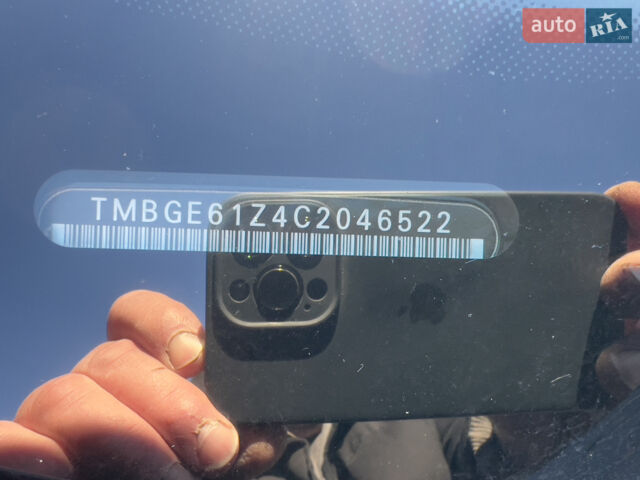 Черный Шкода Октавия, объемом двигателя 2 л и пробегом 271 тыс. км за 8800 $, фото 1 на Automoto.ua