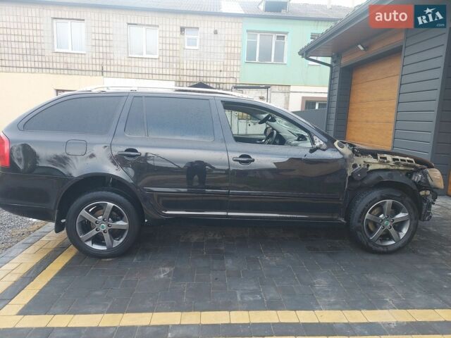 Чорний Шкода Октавія, об'ємом двигуна 1.2 л та пробігом 286 тис. км за 2750 $, фото 1 на Automoto.ua