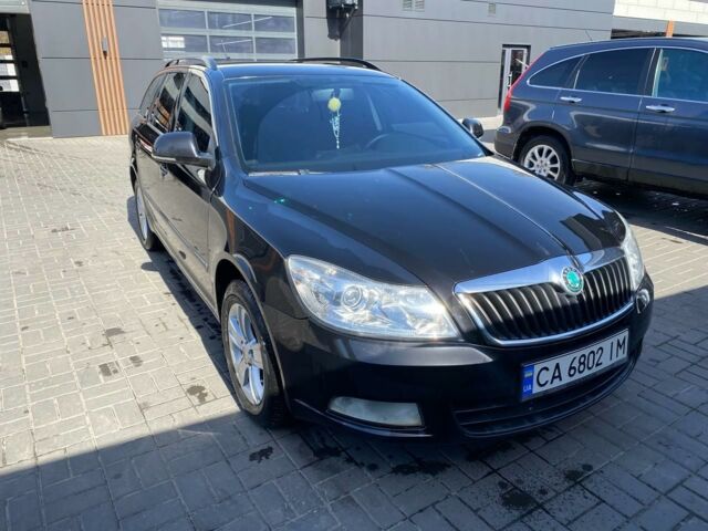 Чорний Шкода Октавія, об'ємом двигуна 1.6 л та пробігом 212 тис. км за 7500 $, фото 1 на Automoto.ua