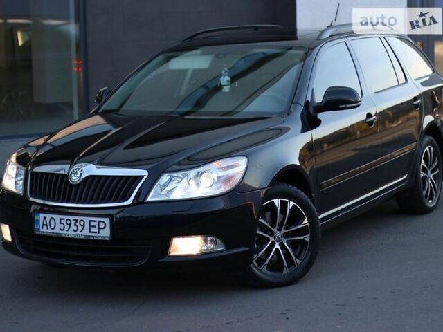Чорний Шкода Октавія, об'ємом двигуна 2 л та пробігом 240 тис. км за 10300 $, фото 1 на Automoto.ua