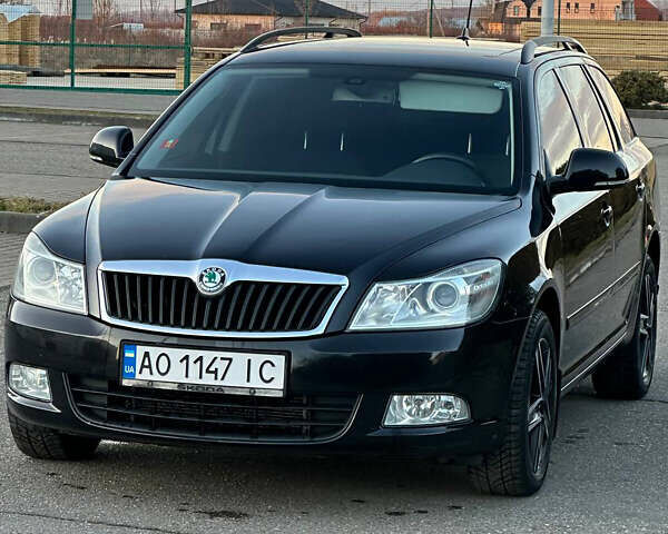 Черный Шкода Октавия, объемом двигателя 1.2 л и пробегом 260 тыс. км за 6800 $, фото 1 на Automoto.ua