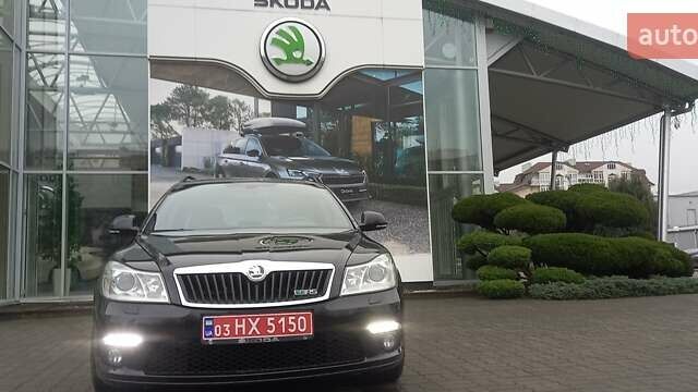 Черный Шкода Октавия, объемом двигателя 2 л и пробегом 267 тыс. км за 11300 $, фото 1 на Automoto.ua
