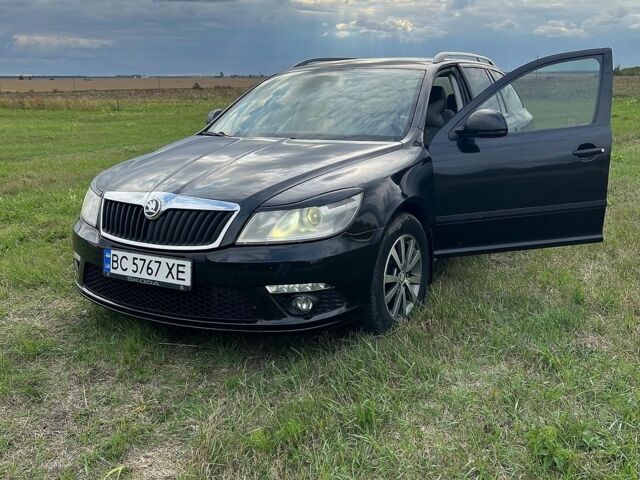 Черный Шкода Октавия, объемом двигателя 1.2 л и пробегом 288 тыс. км за 6100 $, фото 1 на Automoto.ua
