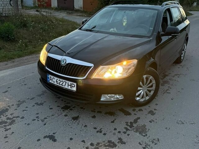 Чорний Шкода Октавія, об'ємом двигуна 1.6 л та пробігом 209 тис. км за 7850 $, фото 1 на Automoto.ua