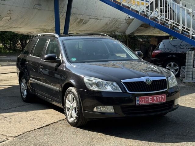 Черный Шкода Октавия, объемом двигателя 1.6 л и пробегом 254 тыс. км за 9200 $, фото 1 на Automoto.ua