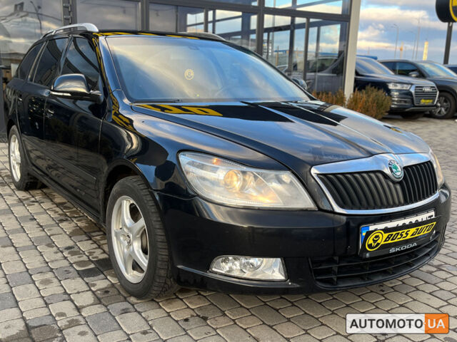 Черный Шкода Октавия, объемом двигателя 1.6 л и пробегом 300 тыс. км за 7300 $, фото 1 на Automoto.ua