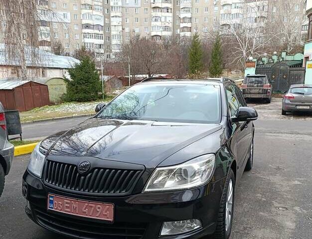 Черный Шкода Октавия, объемом двигателя 1.6 л и пробегом 239 тыс. км за 9000 $, фото 1 на Automoto.ua