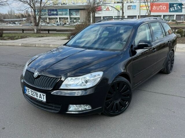 Чорний Шкода Октавія, об'ємом двигуна 1.39 л та пробігом 247 тис. км за 7200 $, фото 1 на Automoto.ua