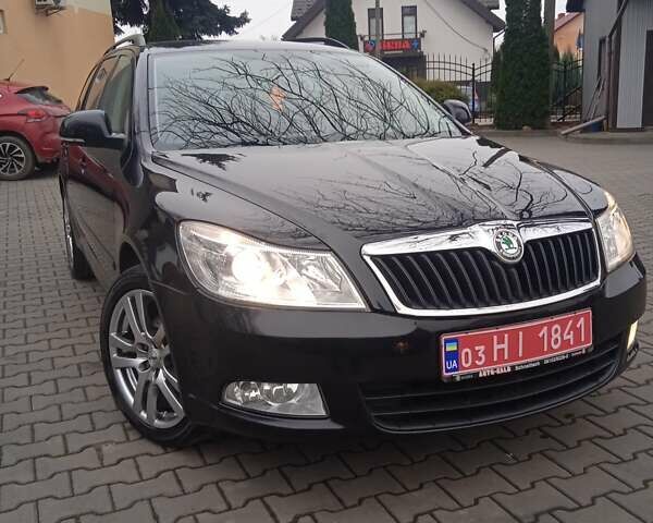 Чорний Шкода Октавія, об'ємом двигуна 1.4 л та пробігом 161 тис. км за 7000 $, фото 1 на Automoto.ua