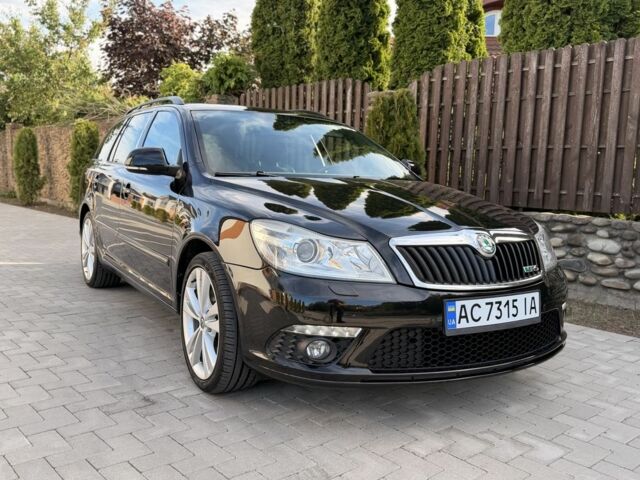 Черный Шкода Октавия, объемом двигателя 2 л и пробегом 260 тыс. км за 10500 $, фото 1 на Automoto.ua