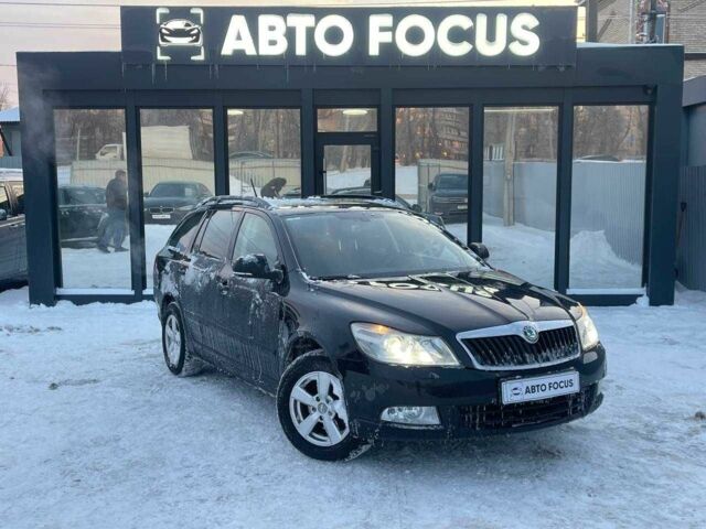 Черный Шкода Октавия, объемом двигателя 1.8 л и пробегом 328 тыс. км за 7990 $, фото 1 на Automoto.ua