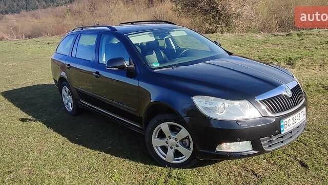 Чорний Шкода Октавія, об'ємом двигуна 1.6 л та пробігом 240 тис. км за 9000 $, фото 1 на Automoto.ua