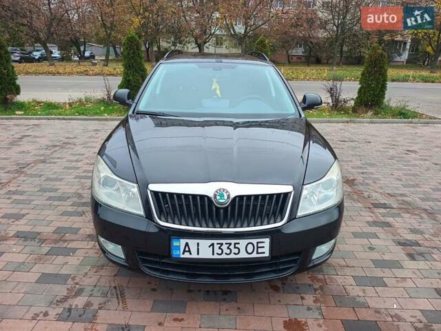 Черный Шкода Октавия, объемом двигателя 1.6 л и пробегом 282 тыс. км за 7200 $, фото 1 на Automoto.ua