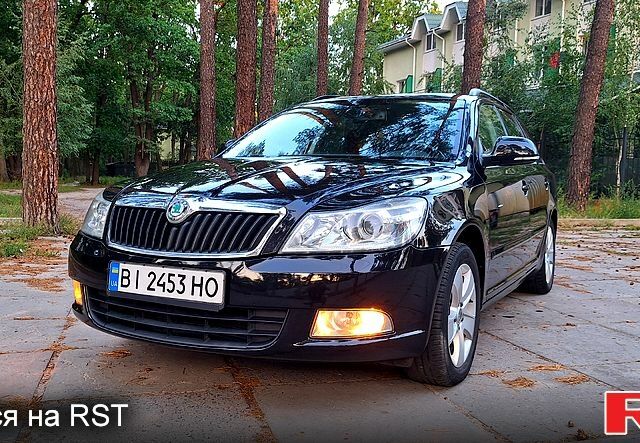 Шкода Октавия 2011 в Полтаве на Automoto.ua Черный Шкода Октавия, объемом двигателя 1.6 л и пробегом 241 тыс. км за 8700 $, фото 1 на Automoto.ua
