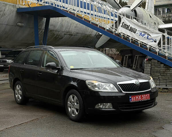 Черный Шкода Октавия, объемом двигателя 1.6 л и пробегом 260 тыс. км за 8700 $, фото 1 на Automoto.ua