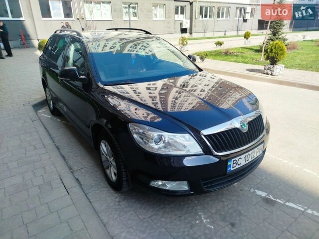 Чорний Шкода Октавія, об'ємом двигуна 1.6 л та пробігом 222 тис. км за 8500 $, фото 1 на Automoto.ua