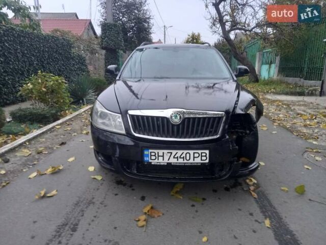 Чорний Шкода Октавія, об'ємом двигуна 1.2 л та пробігом 200 тис. км за 5500 $, фото 1 на Automoto.ua