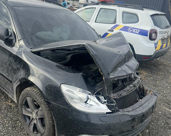 Чорний Шкода Октавія, об'ємом двигуна 1.8 л та пробігом 180 тис. км за 3200 $, фото 1 на Automoto.ua
