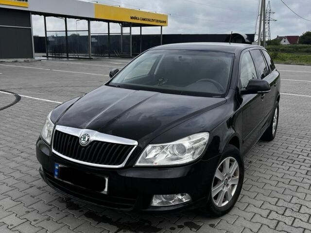 Чорний Шкода Октавія, об'ємом двигуна 0 л та пробігом 350 тис. км за 7900 $, фото 1 на Automoto.ua
