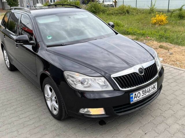Черный Шкода Октавия, объемом двигателя 2 л и пробегом 250 тыс. км за 8500 $, фото 1 на Automoto.ua