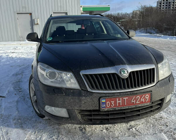 Черный Шкода Октавия, объемом двигателя 1.6 л и пробегом 250 тыс. км за 9700 $, фото 1 на Automoto.ua