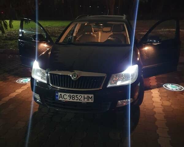 Чорний Шкода Октавія, об'ємом двигуна 1.6 л та пробігом 230 тис. км за 7750 $, фото 1 на Automoto.ua