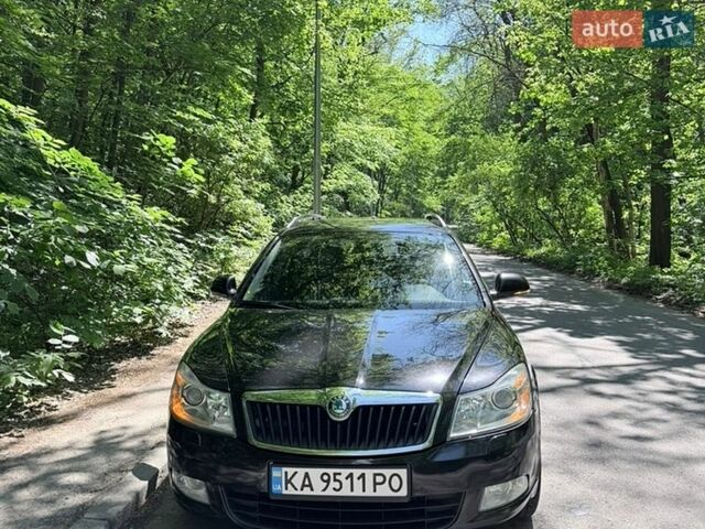 Черный Шкода Октавия, объемом двигателя 1.8 л и пробегом 211 тыс. км за 7200 $, фото 1 на Automoto.ua