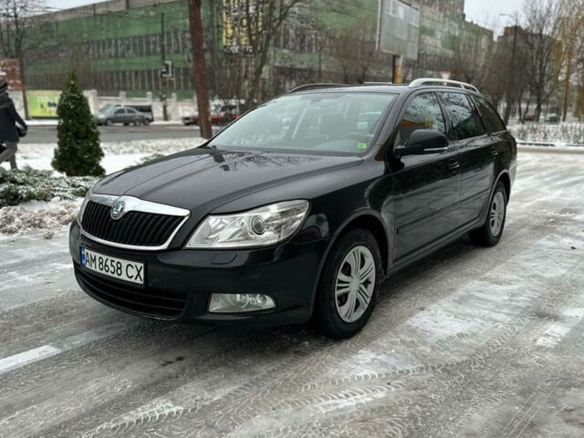 Черный Шкода Октавия, объемом двигателя 1.2 л и пробегом 191 тыс. км за 7100 $, фото 1 на Automoto.ua