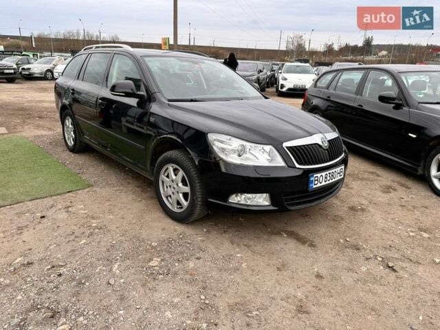 Черный Шкода Октавия, объемом двигателя 1.8 л и пробегом 223 тыс. км за 8200 $, фото 1 на Automoto.ua