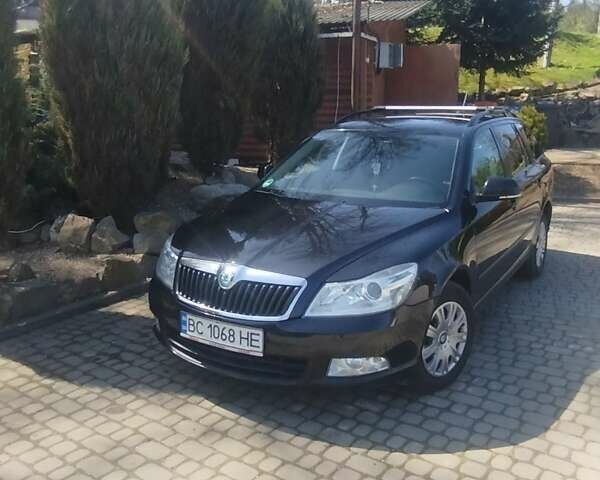 Чорний Шкода Октавія, об'ємом двигуна 1.6 л та пробігом 260 тис. км за 7500 $, фото 1 на Automoto.ua
