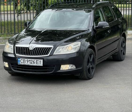 Чорний Шкода Октавія, об'ємом двигуна 1.6 л та пробігом 190 тис. км за 6499 $, фото 1 на Automoto.ua
