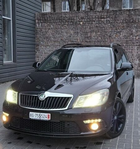 Черный Шкода Октавия, объемом двигателя 2 л и пробегом 257 тыс. км за 11699 $, фото 1 на Automoto.ua