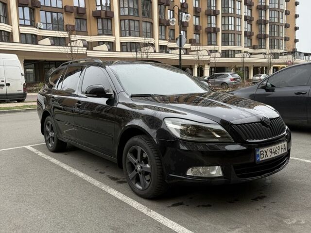 Черный Шкода Октавия, объемом двигателя 1.6 л и пробегом 290 тыс. км за 7600 $, фото 1 на Automoto.ua