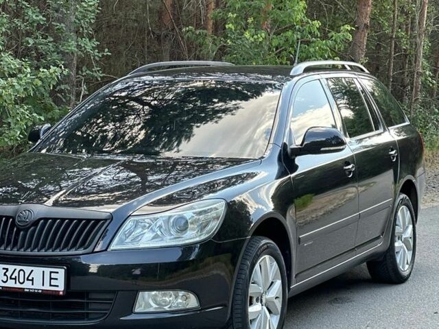 Чорний Шкода Октавія, об'ємом двигуна 2 л та пробігом 274 тис. км за 10600 $, фото 1 на Automoto.ua