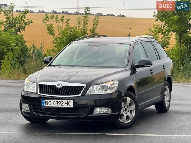 Черный Шкода Октавия, объемом двигателя 1.97 л и пробегом 226 тыс. км за 9500 $, фото 1 на Automoto.ua