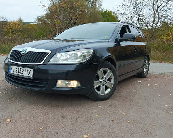 Черный Шкода Октавия, объемом двигателя 1.2 л и пробегом 269 тыс. км за 5500 $, фото 1 на Automoto.ua