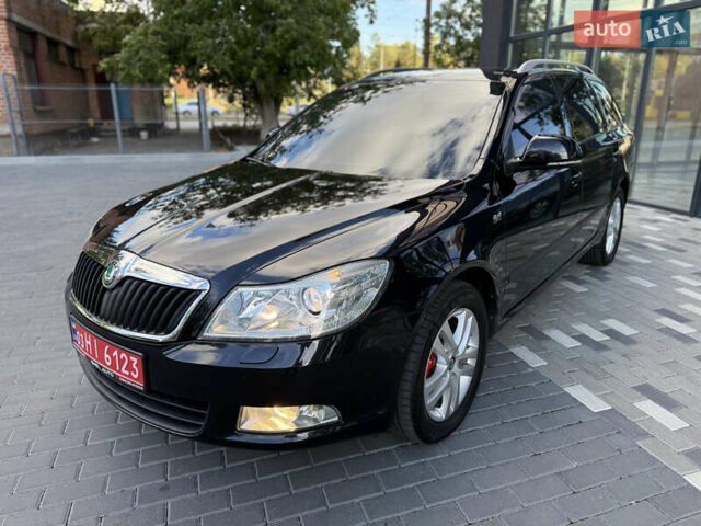 Чорний Шкода Октавія, об'ємом двигуна 2 л та пробігом 224 тис. км за 11700 $, фото 1 на Automoto.ua