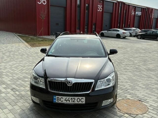 Чорний Шкода Октавія, об'ємом двигуна 1.6 л та пробігом 291 тис. км за 7300 $, фото 1 на Automoto.ua
