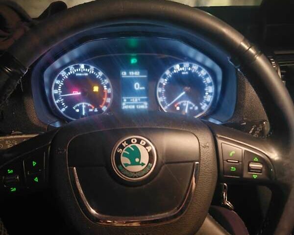 Черный Шкода Октавия, объемом двигателя 1.61 л и пробегом 248 тыс. км за 4000 $, фото 1 на Automoto.ua