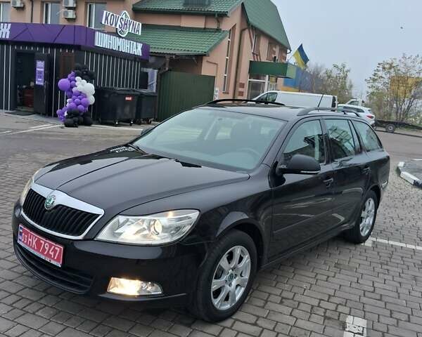 Черный Шкода Октавия, объемом двигателя 1.4 л и пробегом 232 тыс. км за 7900 $, фото 1 на Automoto.ua