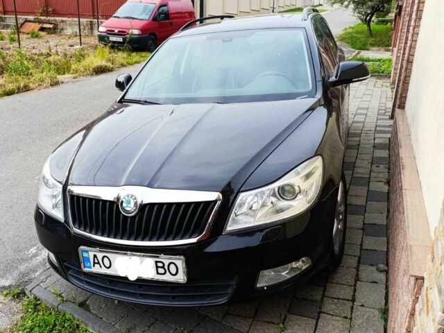 Черный Шкода Октавия, объемом двигателя 1 л и пробегом 260 тыс. км за 7500 $, фото 1 на Automoto.ua
