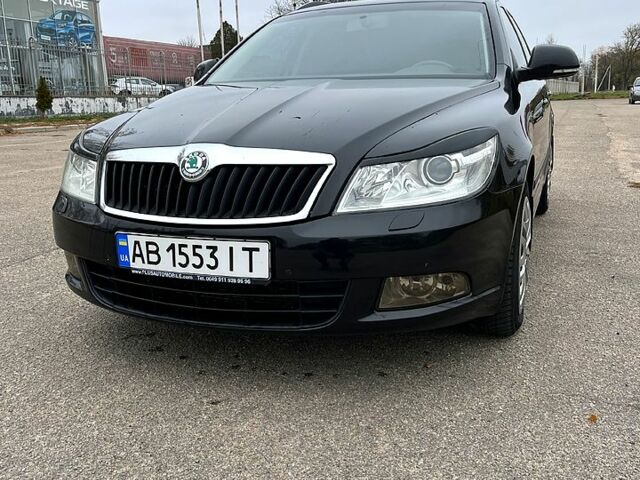 Черный Шкода Октавия, объемом двигателя 2 л и пробегом 260 тыс. км за 8500 $, фото 1 на Automoto.ua