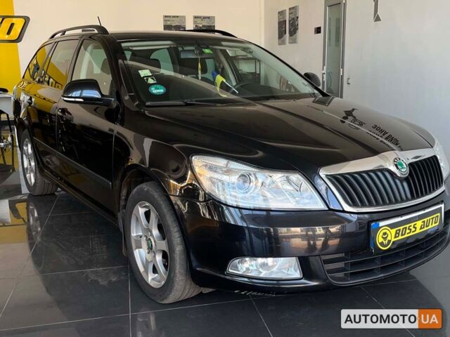 Черный Шкода Октавия, объемом двигателя 1.6 л и пробегом 262 тыс. км за 9200 $, фото 1 на Automoto.ua