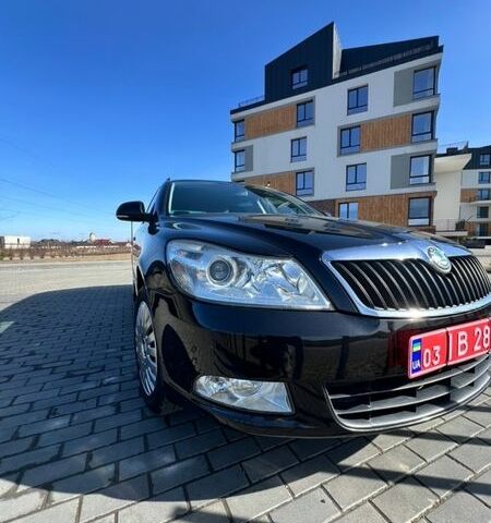 Чорний Шкода Октавія, об'ємом двигуна 1.8 л та пробігом 226 тис. км за 8100 $, фото 1 на Automoto.ua