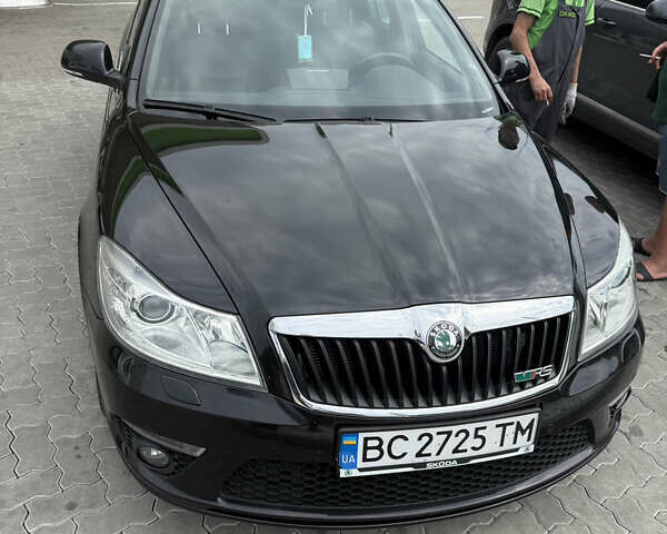 Черный Шкода Октавия, объемом двигателя 1.98 л и пробегом 252 тыс. км за 10777 $, фото 1 на Automoto.ua