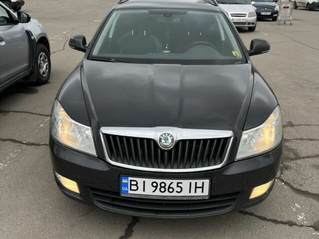 Черный Шкода Октавия, объемом двигателя 1.2 л и пробегом 269 тыс. км за 6200 $, фото 1 на Automoto.ua