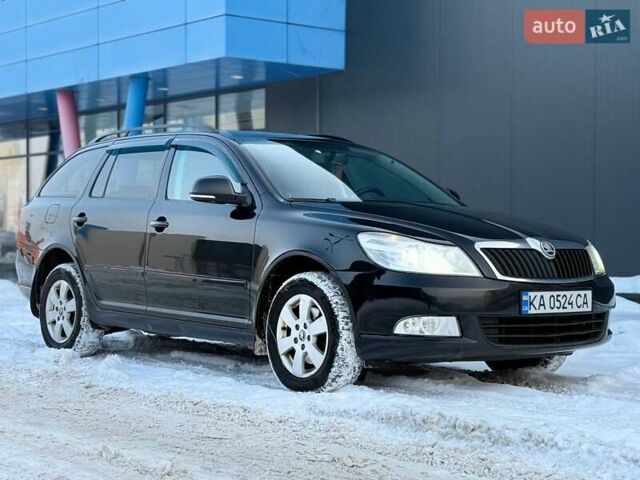 Черный Шкода Октавия, объемом двигателя 1.8 л и пробегом 335 тыс. км за 6900 $, фото 1 на Automoto.ua