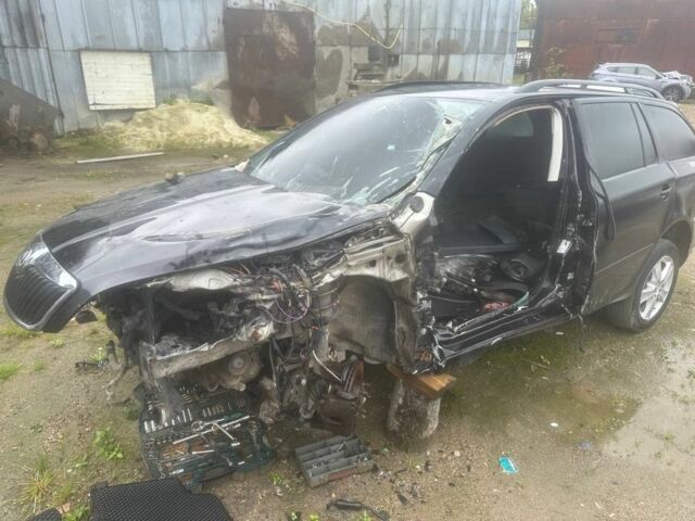 Черный Шкода Октавия, объемом двигателя 2 л и пробегом 260 тыс. км за 2800 $, фото 1 на Automoto.ua