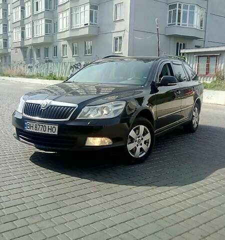 Черный Шкода Октавия, объемом двигателя 1.8 л и пробегом 190 тыс. км за 8200 $, фото 1 на Automoto.ua